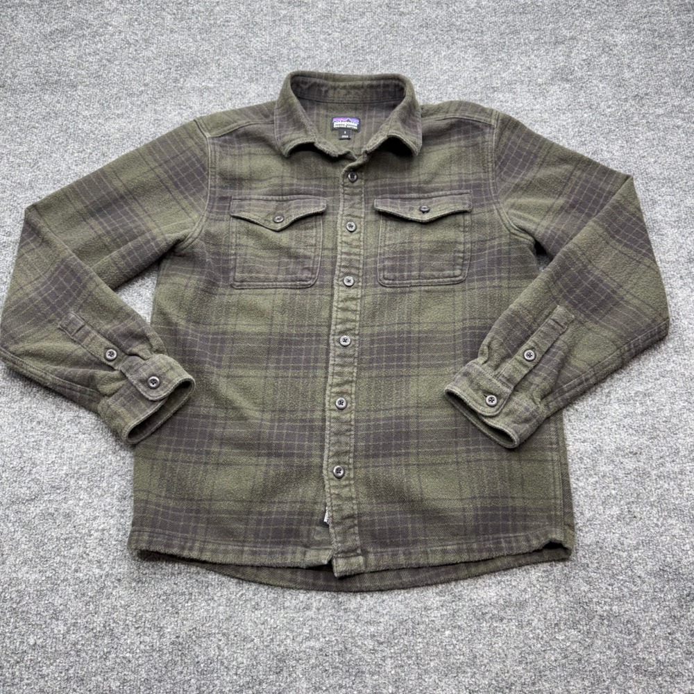 Patagonia Mens Small Organic Cotton Flannel Shirt Olive Green Plaid Button Down